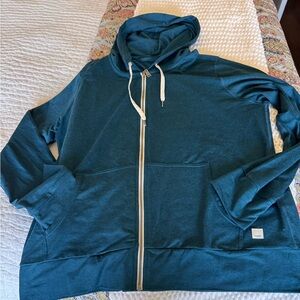 Vuori Women’s Halo Performance Hoodie